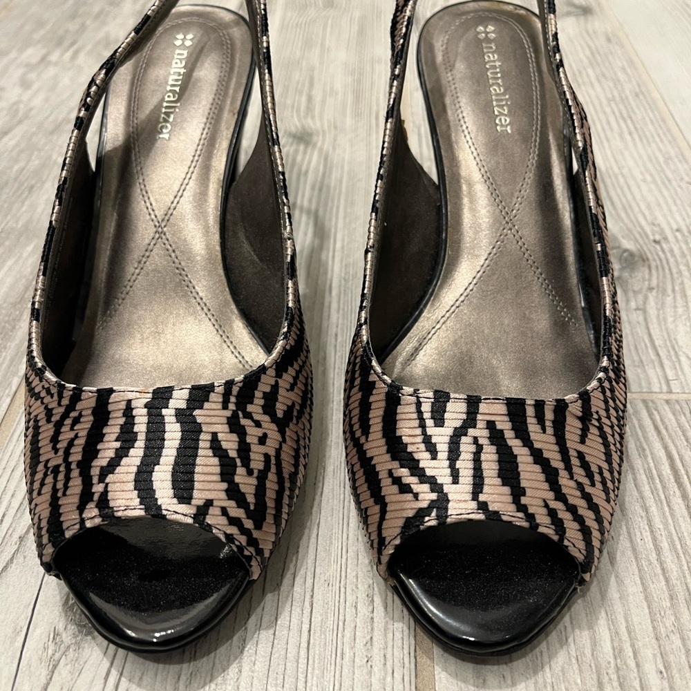 Naturalizer Women's Animal Print Slingback Heels Size 8.5W
